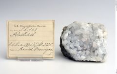 Foto von Datholith (NHMW-MIN-Ab728)